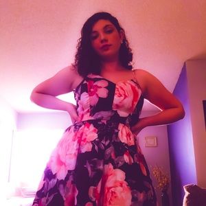 Meet your Posher, Elani